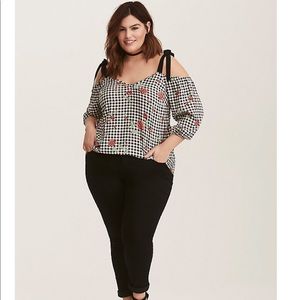 NWT GINGHAM & FLORAL PRINT COLD SHOULDER BLOUSE